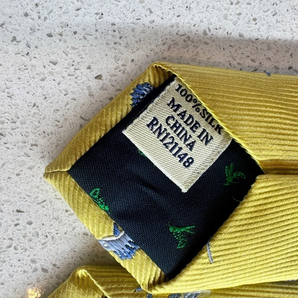 club room yellow blue marlin silk tie